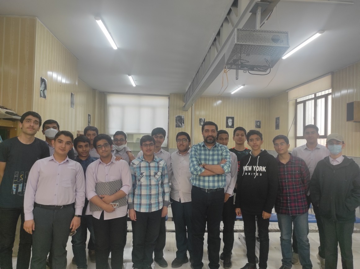 جلسه انجمن ادبی مدرسه شهید هاشمی 1