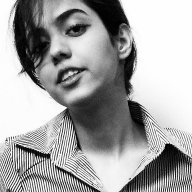 parisafouji
